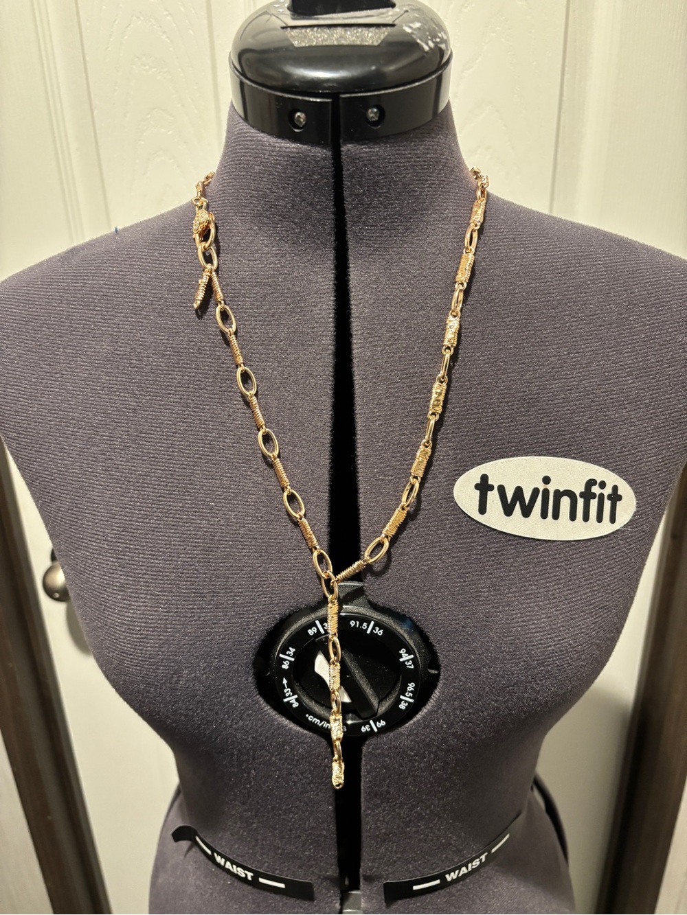 Cato Necklace